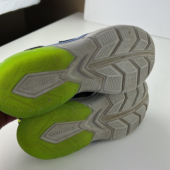 Kids Skechers Sneakers size 3 - Picture 6 of 9